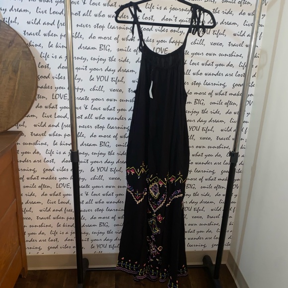 EMBROIDERED MAXI DRESS - Picture 10 of 14